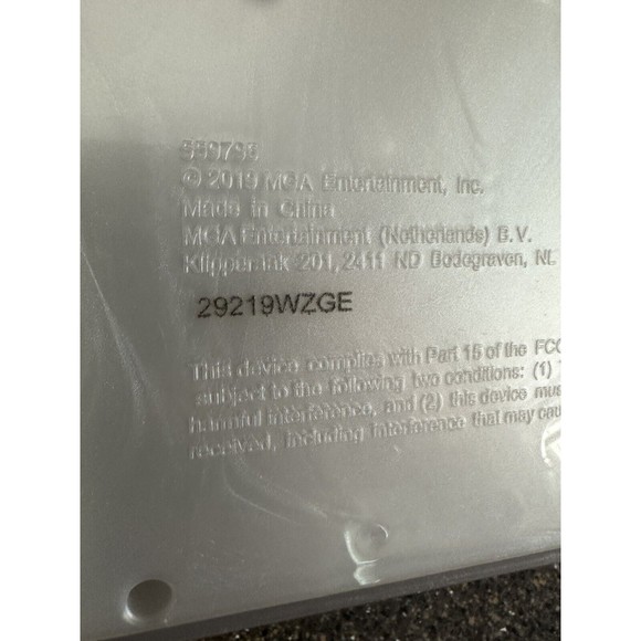 LOL Surprise OMG Crystal Star Collector Edition Stand White Light Up Blue Glow - Picture 16 of 16